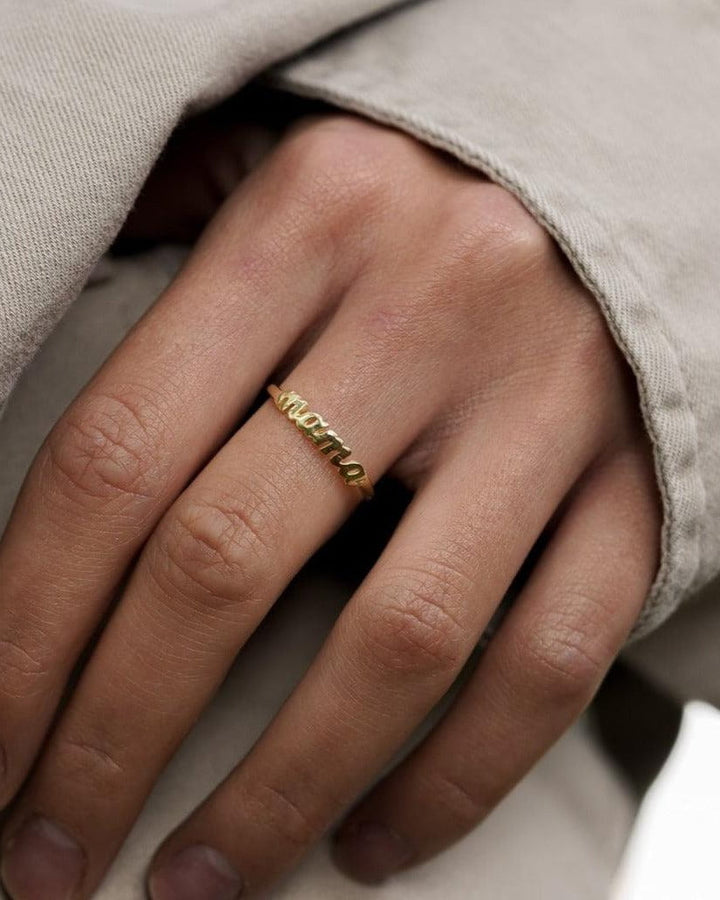 Mama Ring model