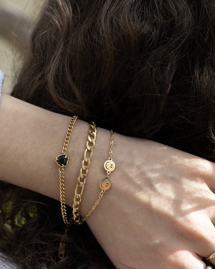 Mini Heart Bracelet model