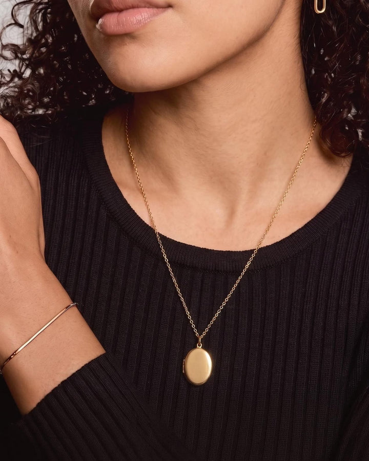 Engravable Oval Locket Necklace model