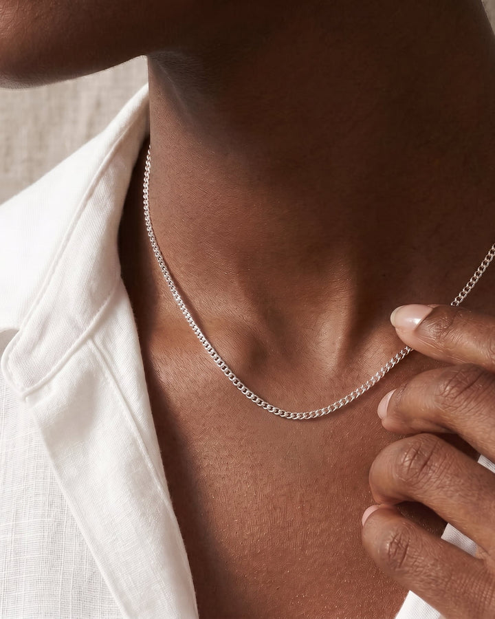 Sleek Baby Curb Chain Necklace model
